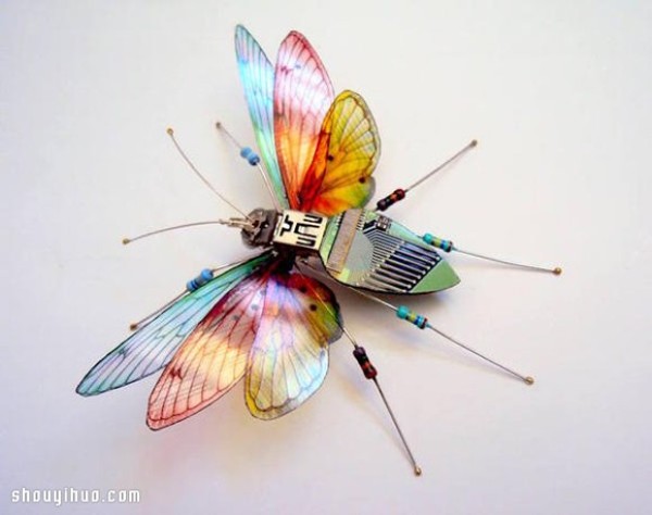 Beautiful insect sculptures handmade from waste circuit boards