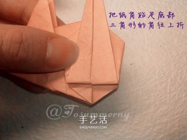 How to make origami mice with illustrations and steps for folding a three-dimensional mouse