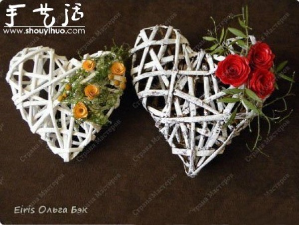 Handmade method of three-dimensional heart-shaped home accessories