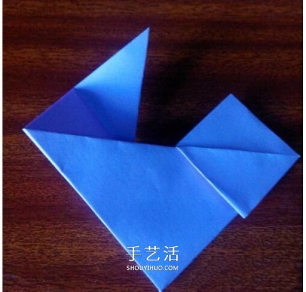 The simplest heart-shaped origami tutorial, kindergarten origami love illustrations