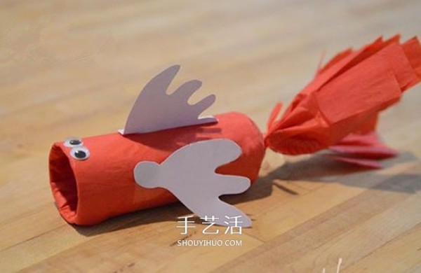 Cute and festive! Tutorial on how to make a large mouth fish by hand using paper rolls