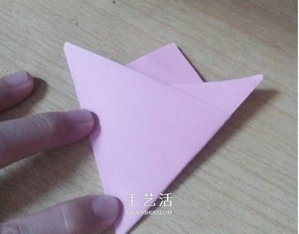 Six-petal lily origami illustration, tutorial on how to make origami six-petal lily