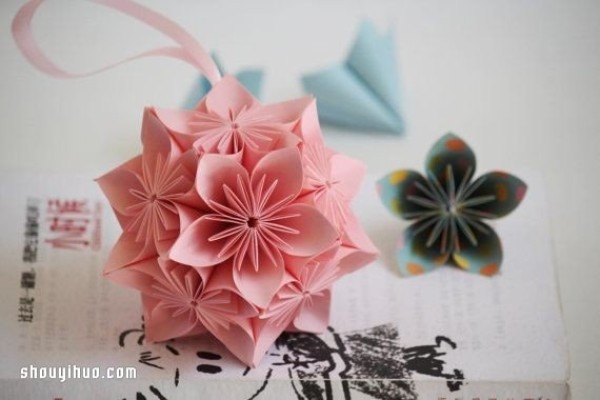 How to fold paper cherry blossom balls, illustrated tutorials on how to fold paper cherry blossom balls