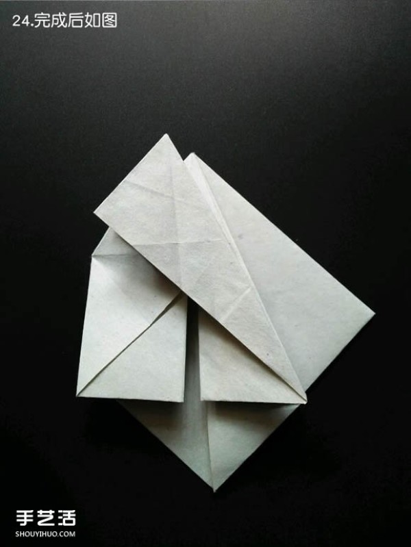 Super complex origami shark illustration, detailed steps for folding a three-dimensional shark