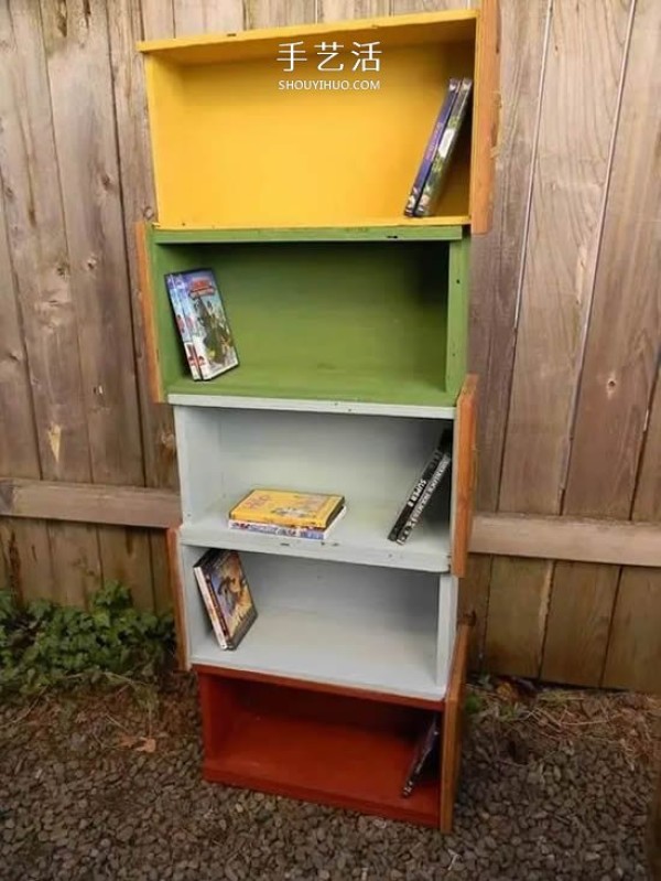 Creative DIY transformation of old drawers into beautiful and practical furniture