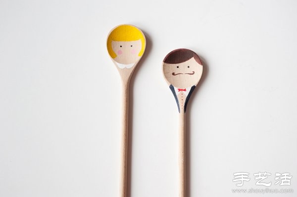 Creative handmade DIY wooden spoon that is very interesting in life