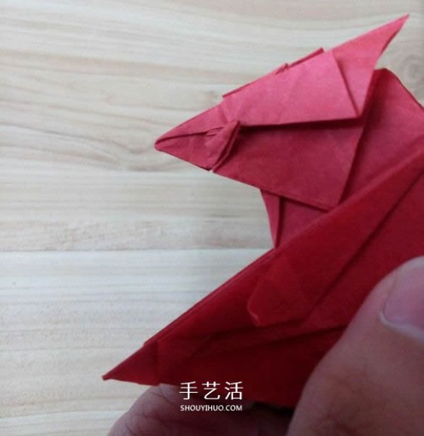 The process of folding the auspicious beast Kirin, the illustrated process of folding the Origami Tetsushi Kamiyas Kirin