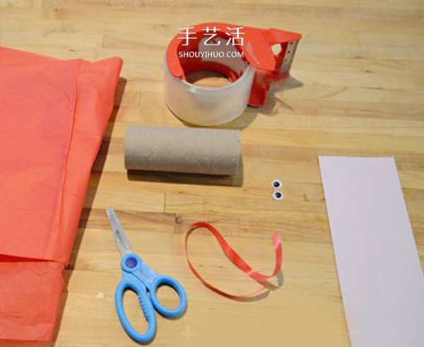 Cute and festive! Tutorial on how to make a large mouth fish by hand using a paper roll