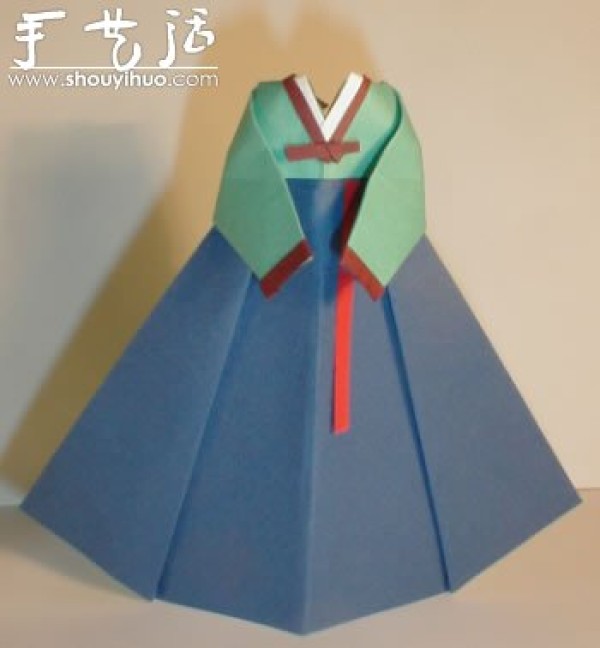 Appreciation of Dae Jang Geums costume origami works