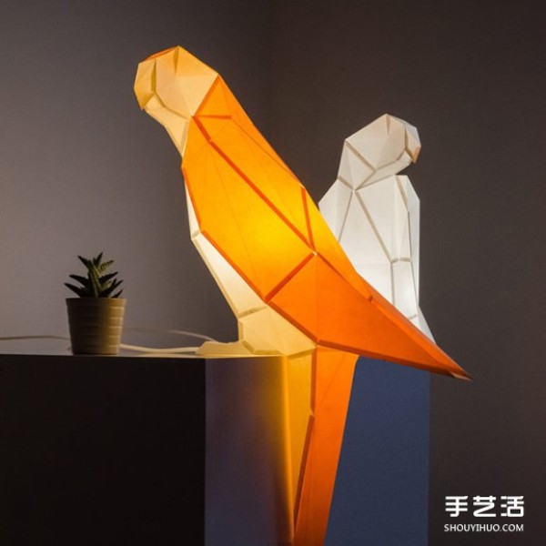 Paper mache animal lamps inspired by origami art that you can assemble yourself