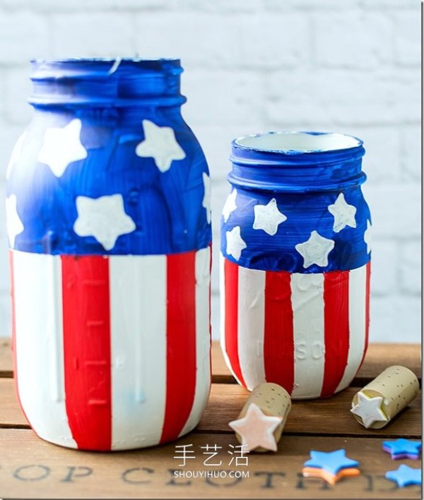 Tutorial on how to make glass bottle decorations with the Stars and Stripes Banner on the Fourth of July