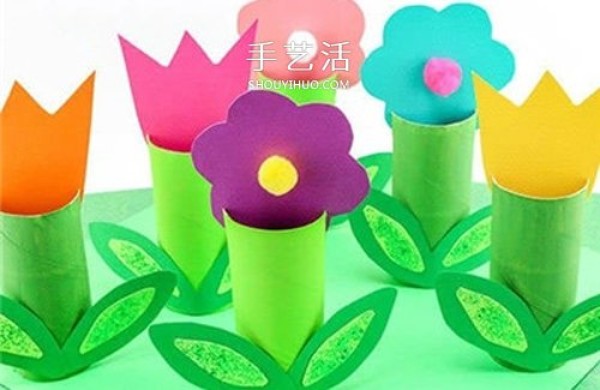 Turning paper tubes into waste to make small flowers and childrens handmade three-dimensional flowers DIY