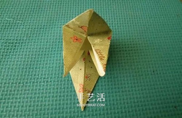 Tutorial on how to fold a Thousand Paper Crane, step-by-step tutorial on origami cranes