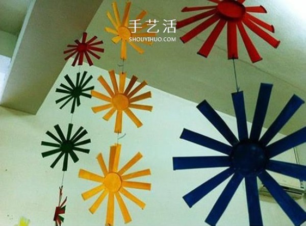 Kindergarten paper cup pendants, handmade pictures of simple paper cups made of pendants