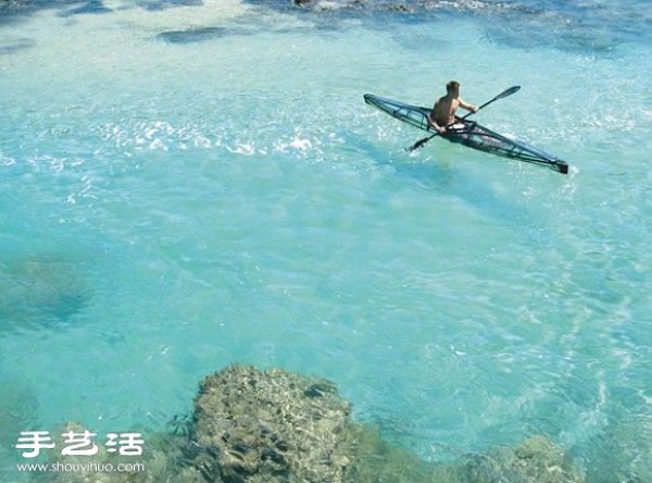 The fully transparent canoe design allows you to see the beautiful scenery of the seabed at a glance