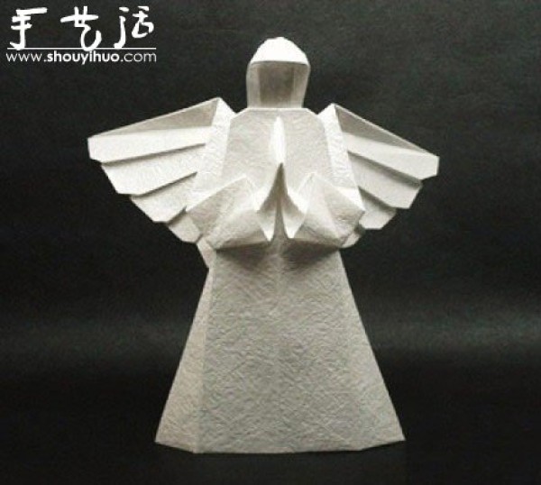 Tutorial on hand folding angels