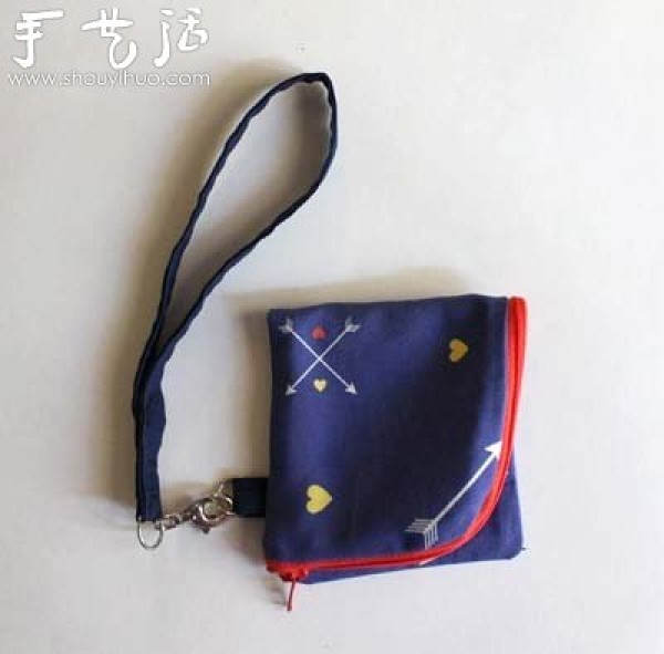 Handmade tutorial for small wrist bags