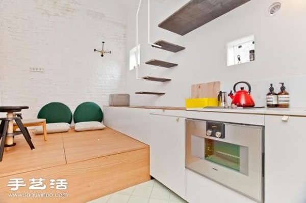 The worlds smallest house is fully-furnished with a 5-square-foot house decorated