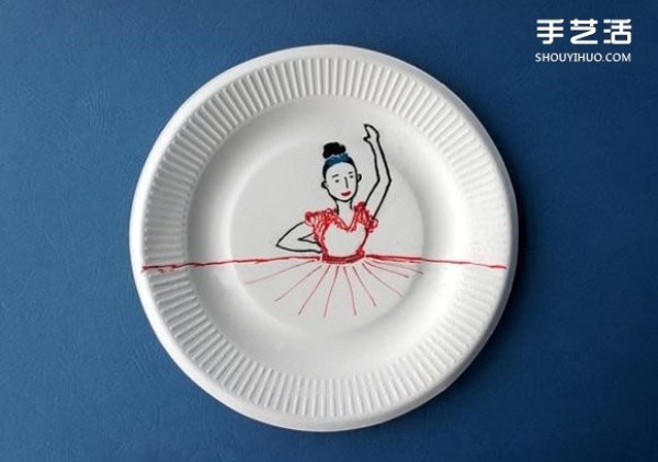 Illustration of how to make a flamenco dancer from disposable paper plates