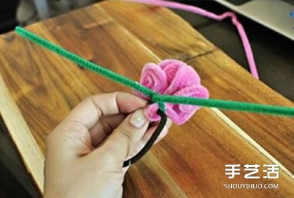 Twist stick flower tutorial illustration DIY handmade rose headband