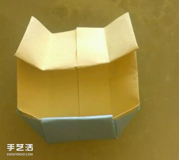 An illustrated tutorial on how to fold a three-dimensional bed, detailed instructions on how to make an origami bed