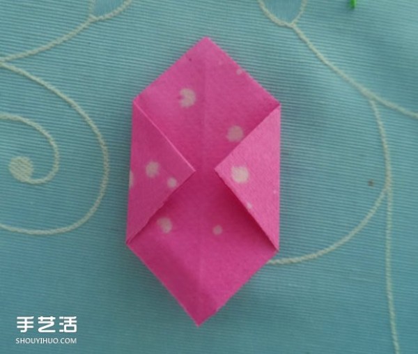 Childrens origami box tutorial, simple how to fold a paper box with illustrations