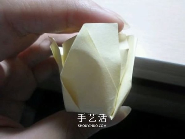 How to fold a rose with a diagram and the folding method of a rose is simple and easy to learn