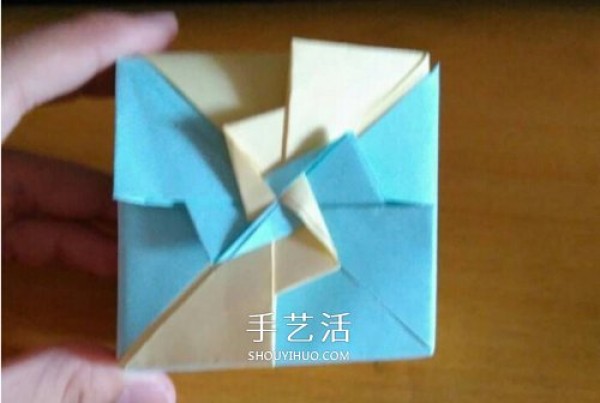 How to fold a windmill box, illustrated tutorial on how to fold a square windmill gift box