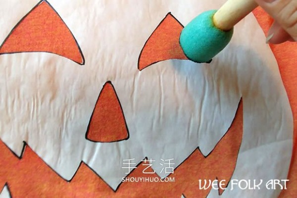 Illustrated tutorial on how to make your own Halloween Pumpkin T-shirt