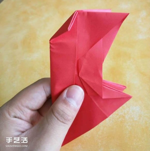 Super complex dog origami method illustrated with plastic surgery steps