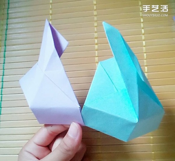 How to Origami a Chinese Valentines Day Gift Box, Illustrations of How to Fold an Octagonal Paper Box