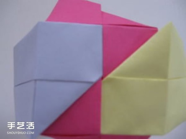 How to make an origami cube by hand, illustration of the folding method of the cube