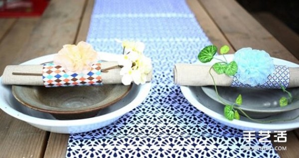 The wonderful use of paper towel tube: DIY hand-made beautiful chopstick storage box