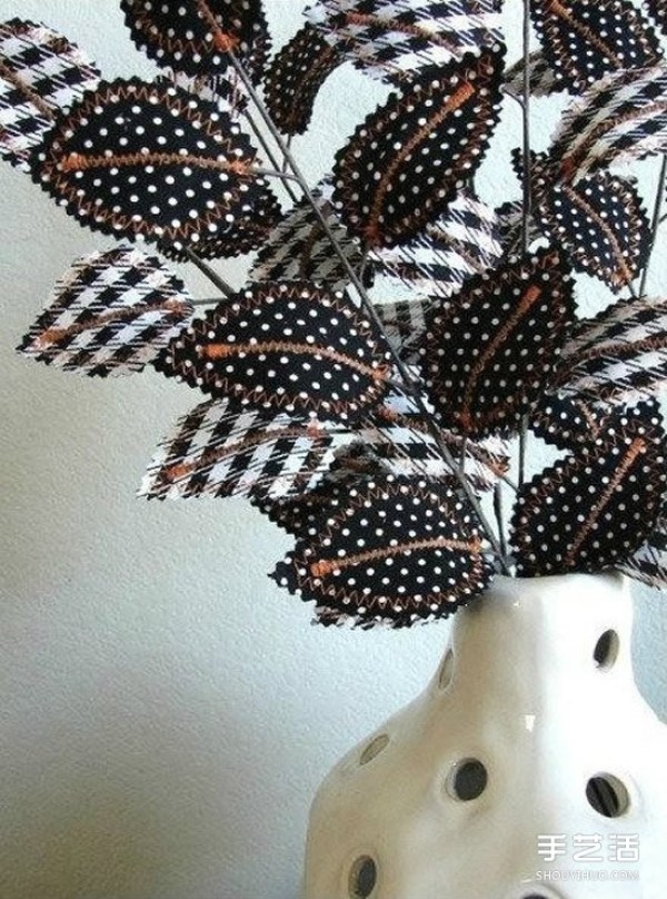 The pictures of beautiful handmade cloth flowers are beautiful and easy to care for