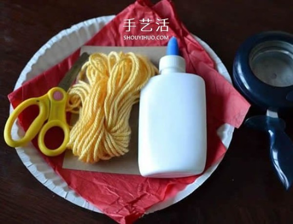 Make your own pasta! Childrens paper plate noodles making craft