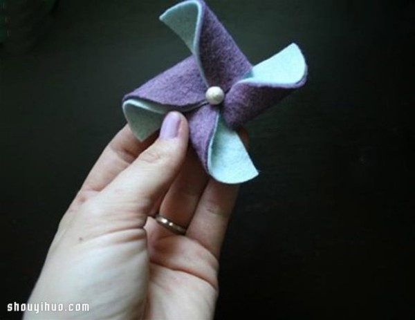 How to make handmade non-woven windmill toys with fabric art windmill