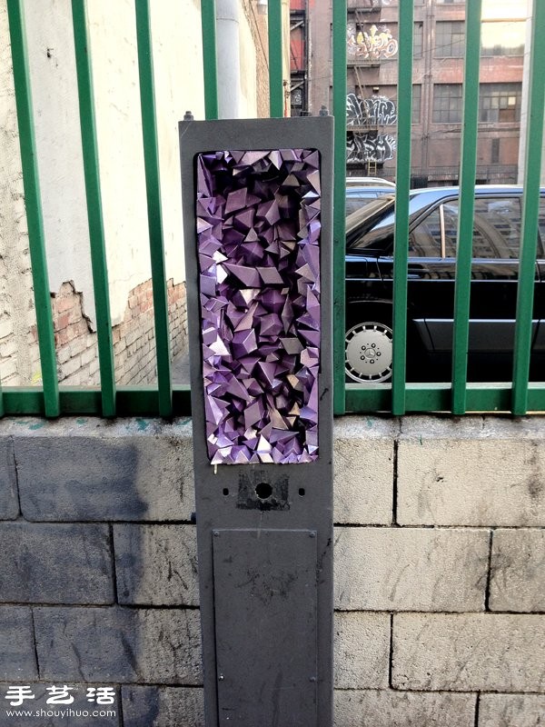 Action to save city appearance: DIY paper crystals to repair broken bricks and tiles