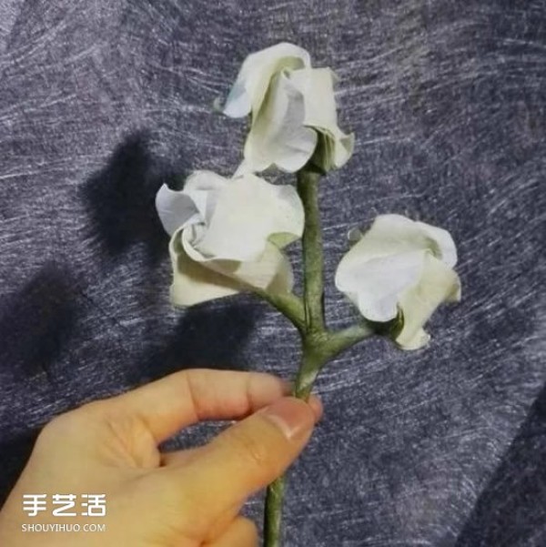 Sansheng Rose Origami Illustration: Fold Three Roses from One Piece of Paper