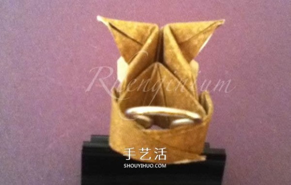 Wear the cat with you! Illustration of the origami method of cat head ring