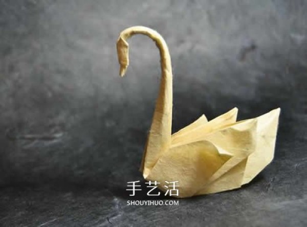 Simple swan origami method, hand-made origami beautiful swan illustration