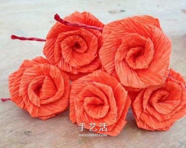 How to make handmade crepe paper roses, how to fold roses and crepe paper flowers