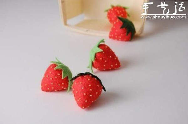 Handmade Fabric DIY Making Strawberries