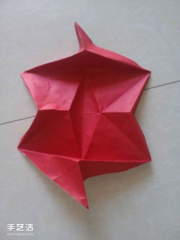 How to make a three-dimensional origami fox, a handmade fox with an origami method of the illustration