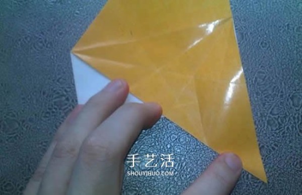 Illustrated tutorial on the origami method of the cute Digimon Patamon