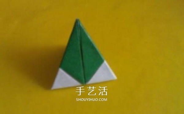 Zongzi Folding Illustration and a Simple Paper Zongzi Folding Tutorial