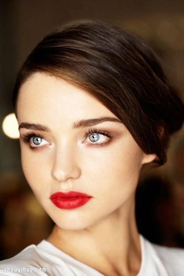 DIOR makeup artist tells you the secret of beautiful makeup for French girls