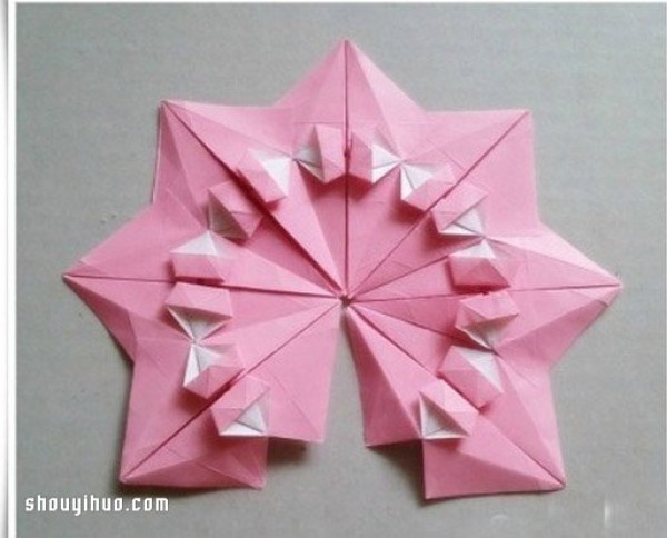 How to fold an origami parasol and illustrate how to make an origami parasol by hand