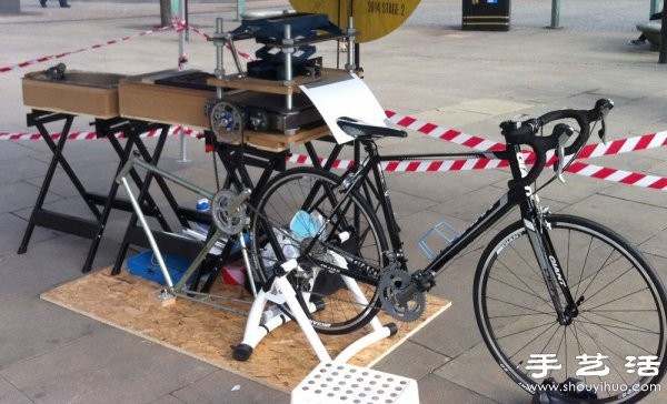 Pedal-powered printing machine allows you to print while riding