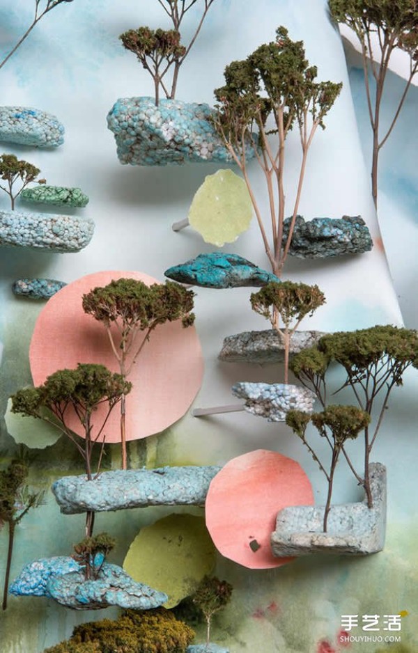 Resembling a painting but not a painting: DIY fantasy and gorgeous three-dimensional landscape painting with mixed materials