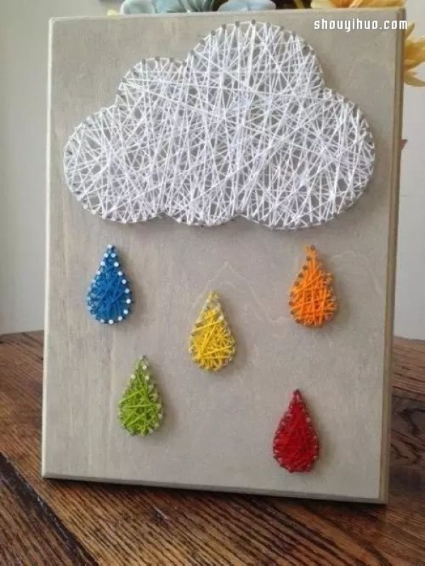 String Art art uses nails and threads to DIY decorative paintings